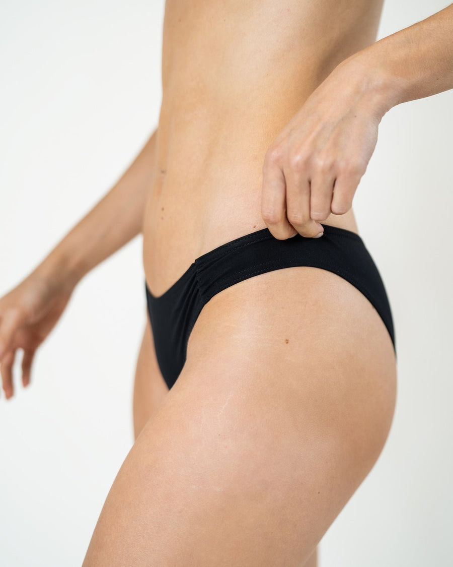 Narrow Fit Ruched Bottom - Bikini Bottom - Lauren Bentley Swimwear